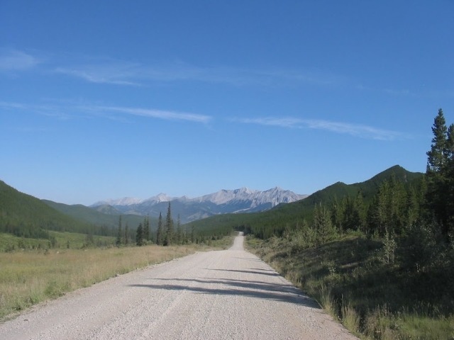 between colemand and peter lougheed park